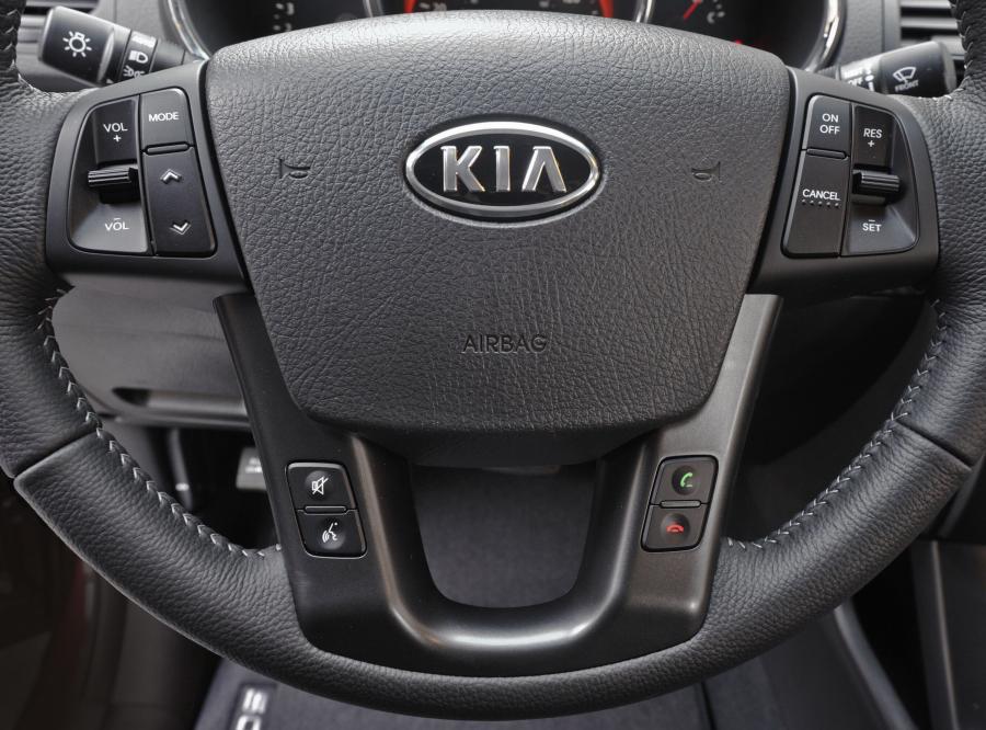 Kia Sorento 2010 года  (фото 140 из 238)